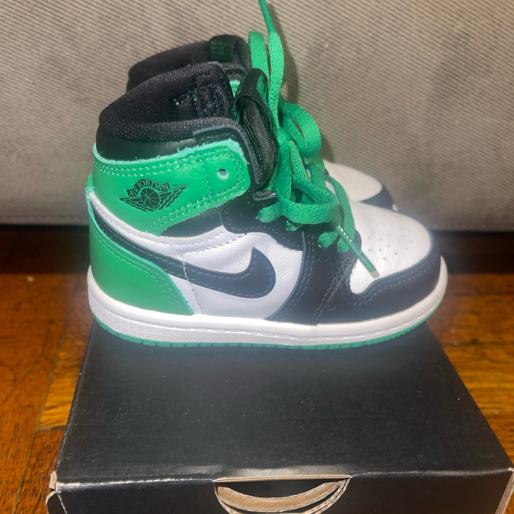 Jordan 1 High “Lucky Green” Toddler 6c